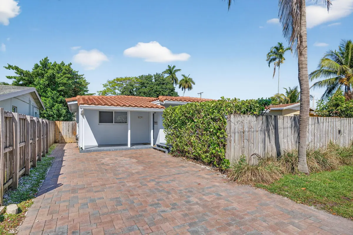 1-web-or-mls-A699A9974 at 1029 NE 9th Avenue, Fort Lauderdale