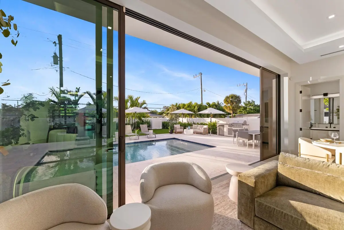 IMG_0012 at 220 S Swinton Avenue, Delray Beach