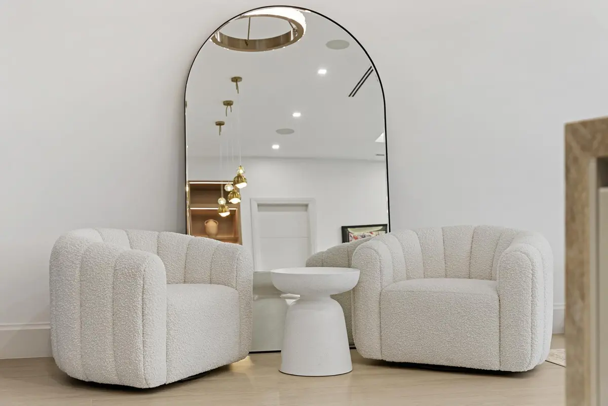 Living area at 220 S Swinton Avenue, Delray Beach