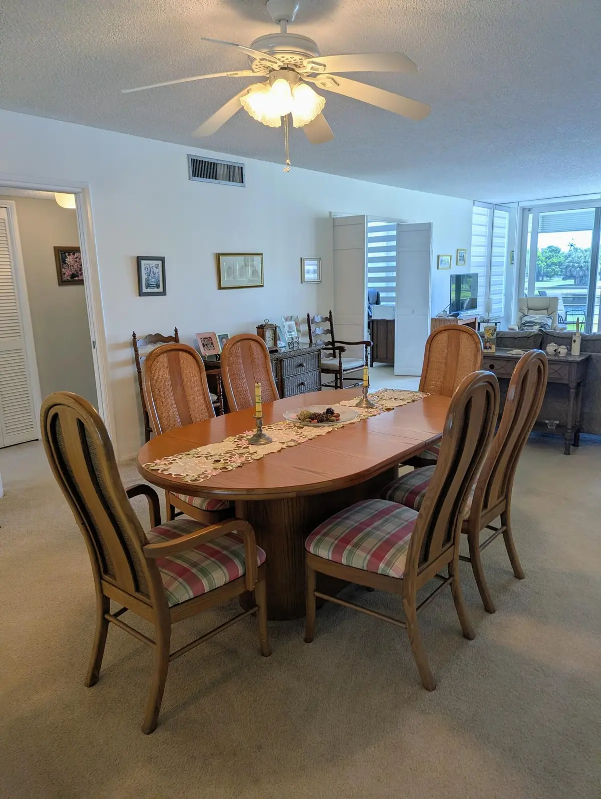 Dining Room Table at 804 Cypress Boulevard 208, Pompano Beach