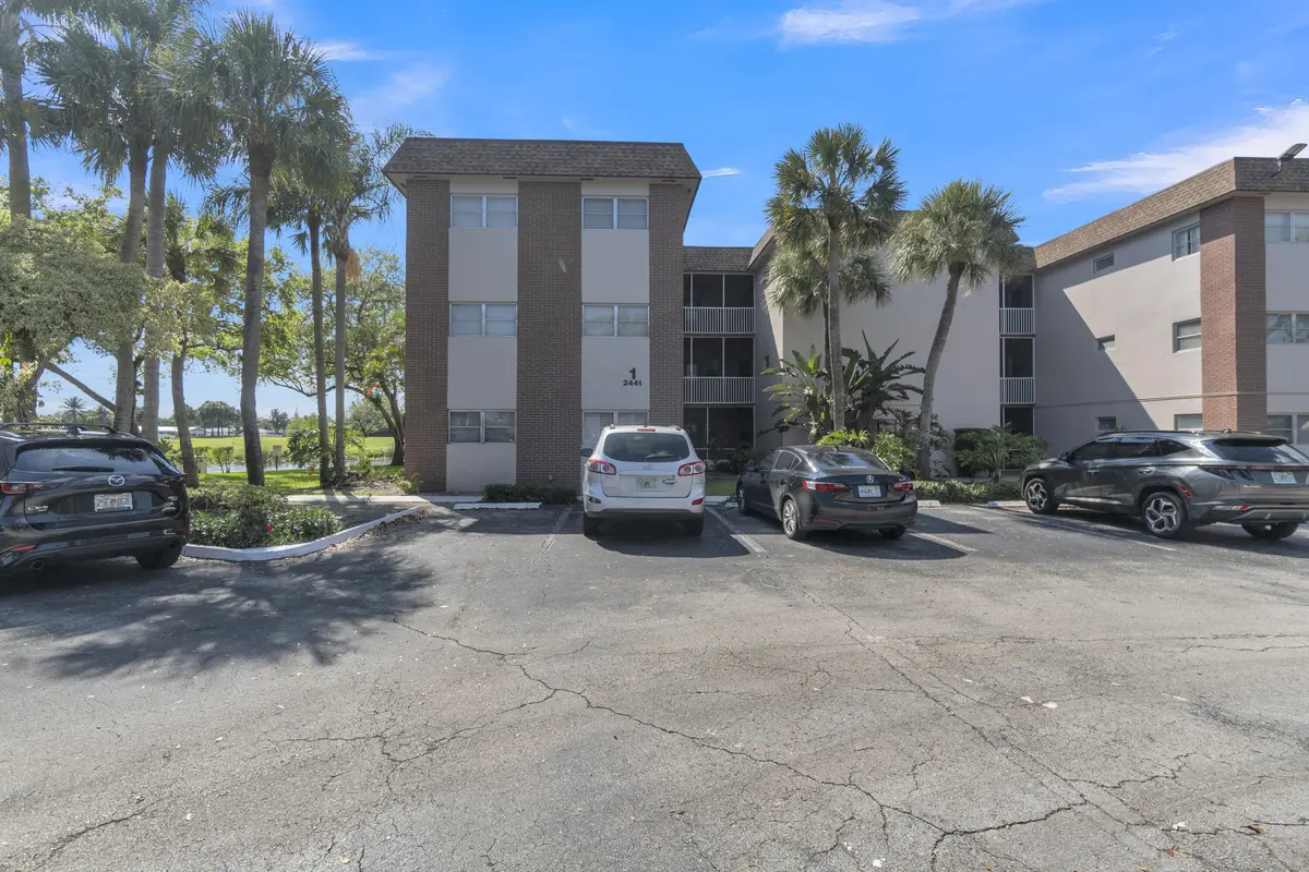 2441 SW 82nd Avenue Unit 301, Davie, FL – photo 1