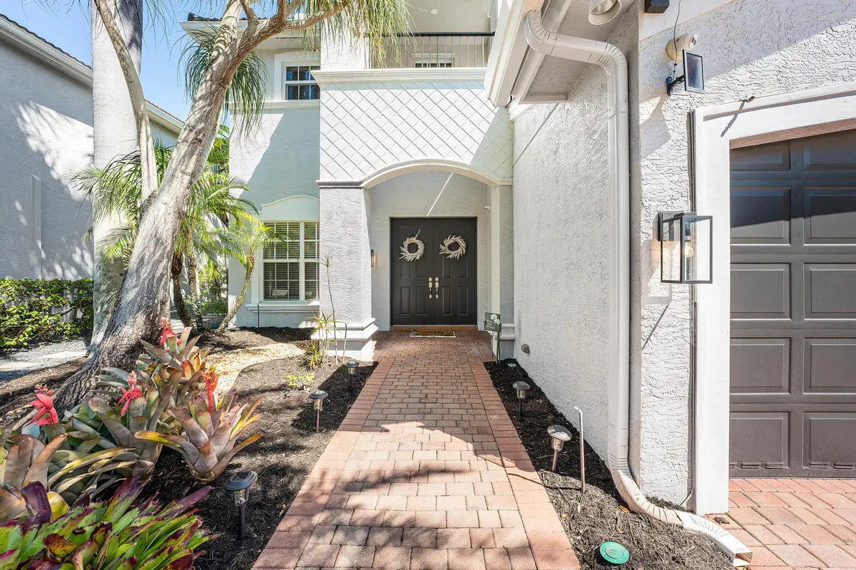 Entryway at 8867 Starhaven Cove, Boynton Beach