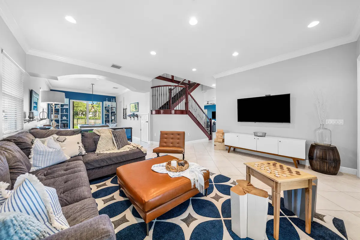 Living Eoom at 8867 Starhaven Cove, Boynton Beach