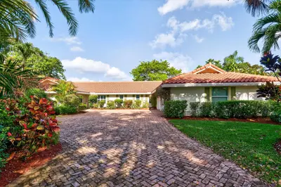 7411 Annapolis Lane, Parkland – sold