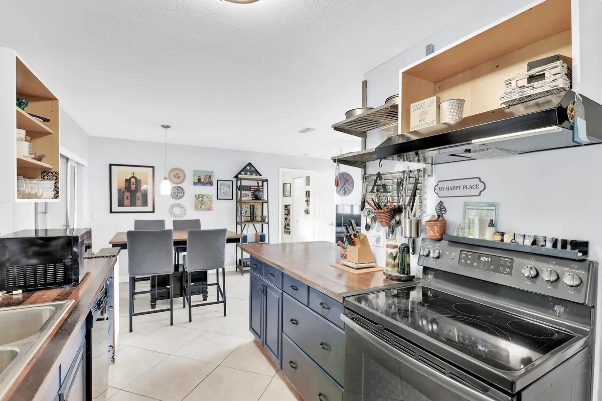 Kitchen at 14592 Country Side Lane, Delray Beach