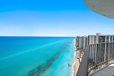 5420 N Ocean Drive Ph2, Riviera Beach – penthouse for sale