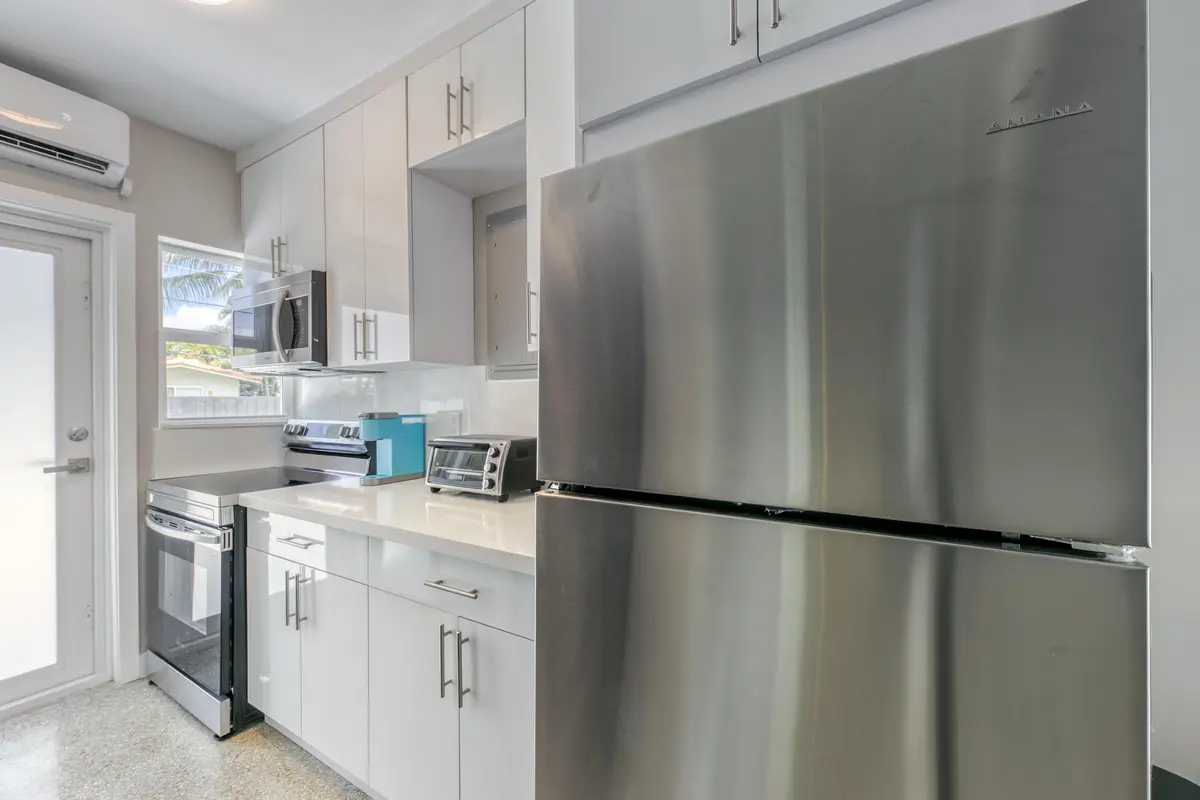 1-8 at 2009 NE 26th Street, Wilton Manors