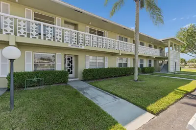 1060 Citrus Way 204, Delray Beach – Condominium for sale
