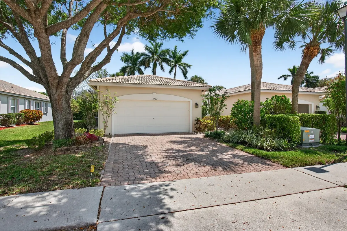 4-web-or-mls-DSC_9697 at 10732 Royal Caribbean Circle, Boynton Beach