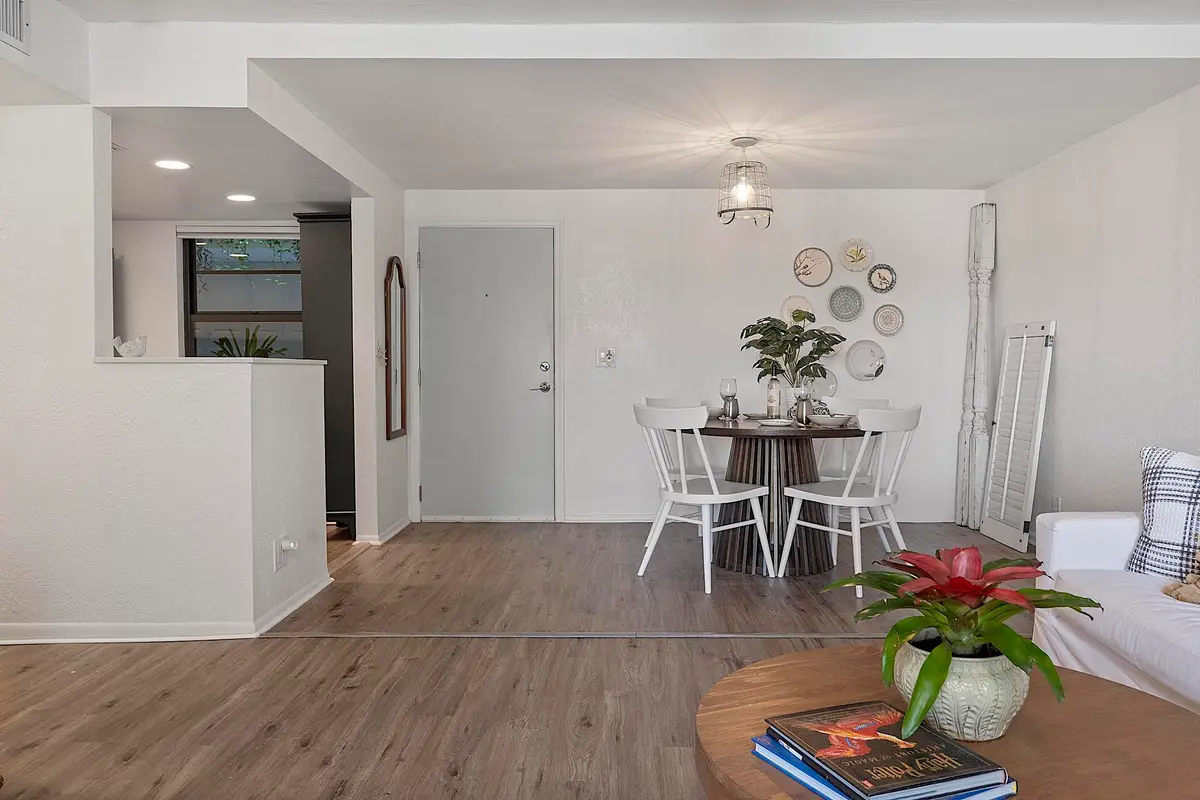 5495 DINING at 5495 NE 25th Avenue Apt 202, Fort Lauderdale