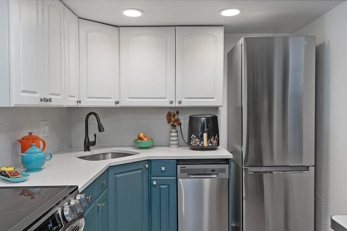 5495 KITCHEN 1 at 5495 NE 25th Avenue Apt 202, Fort Lauderdale