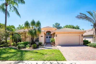 13587 Barcelona Lake Circle, Delray Beach – Single Family Residence for sale