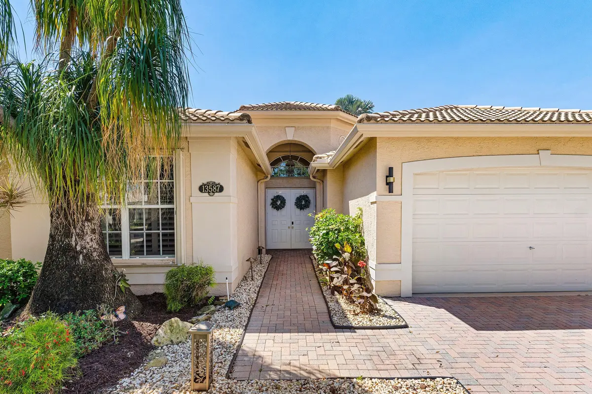 004-13587BarcelonaLakeCircle-DelrayBeach at 13587 Barcelona Lake Circle, Delray Beach