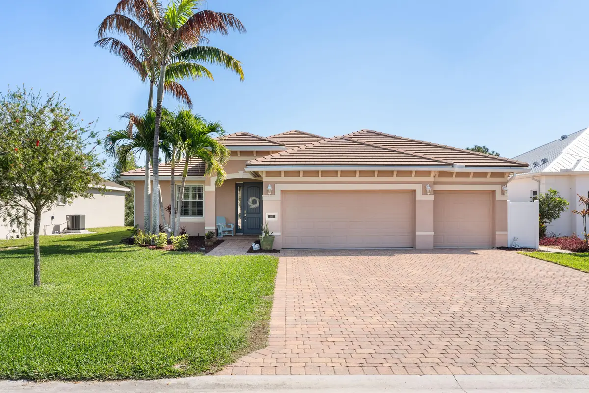 2_smg01794 at 445 NW Sunflower Place, Jensen Beach
