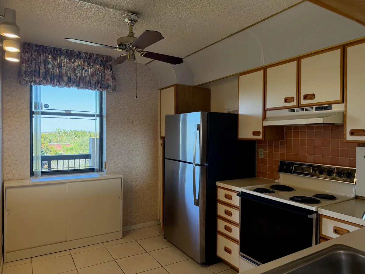 IMG_0325 at 2766 S Carambola Cir Circle 504, Coconut Creek