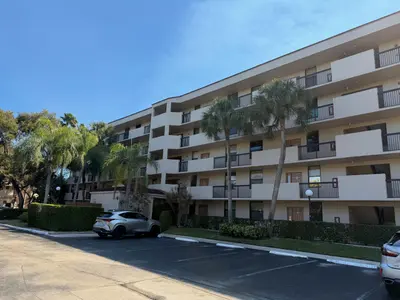 2766 S Carambola Cir Circle 504, Coconut Creek – sold
