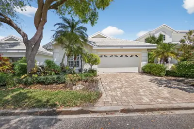 283 Canterbury  Drive, Palm Beach Gardens – sold