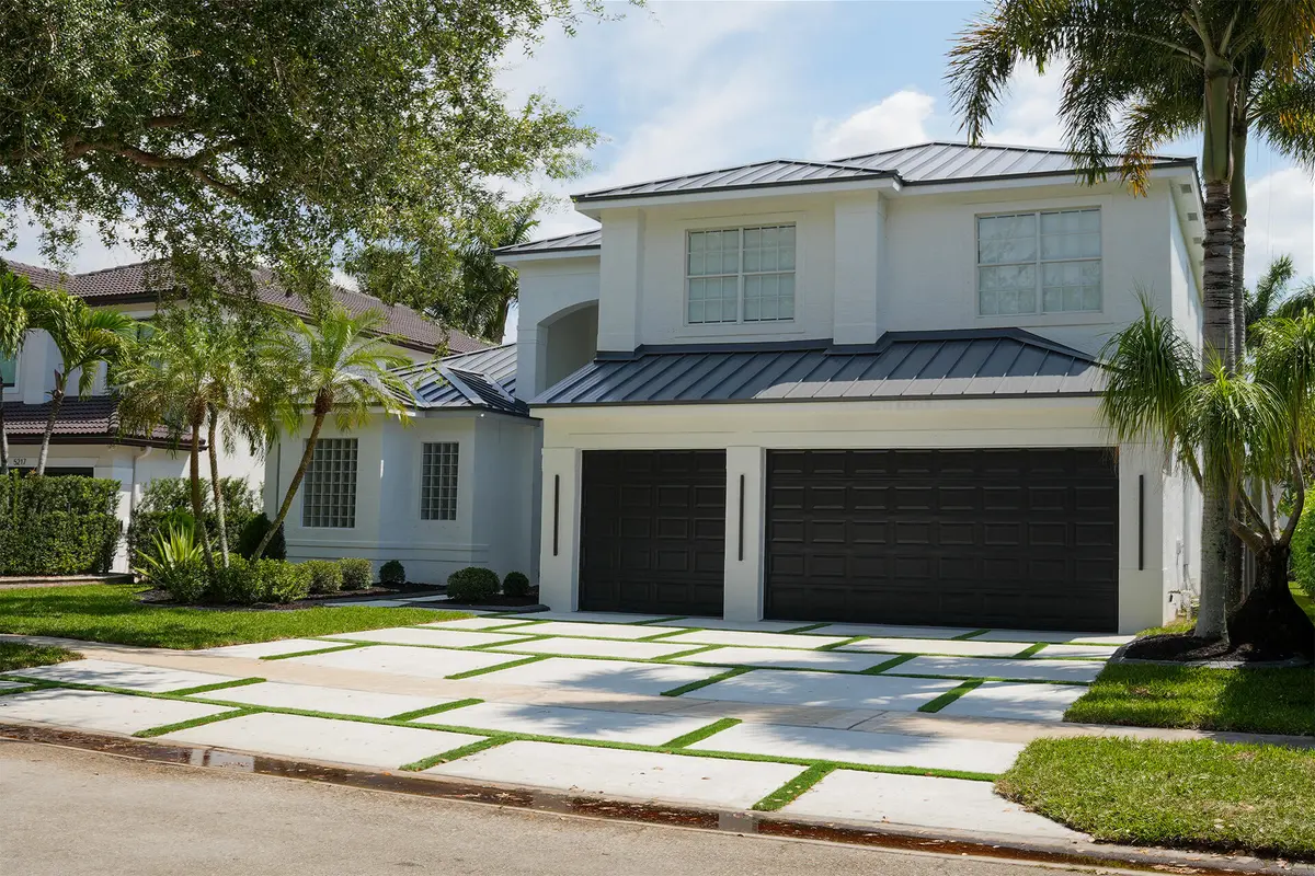 5227Front4 at 5227 SW 195th Terrace, Miramar