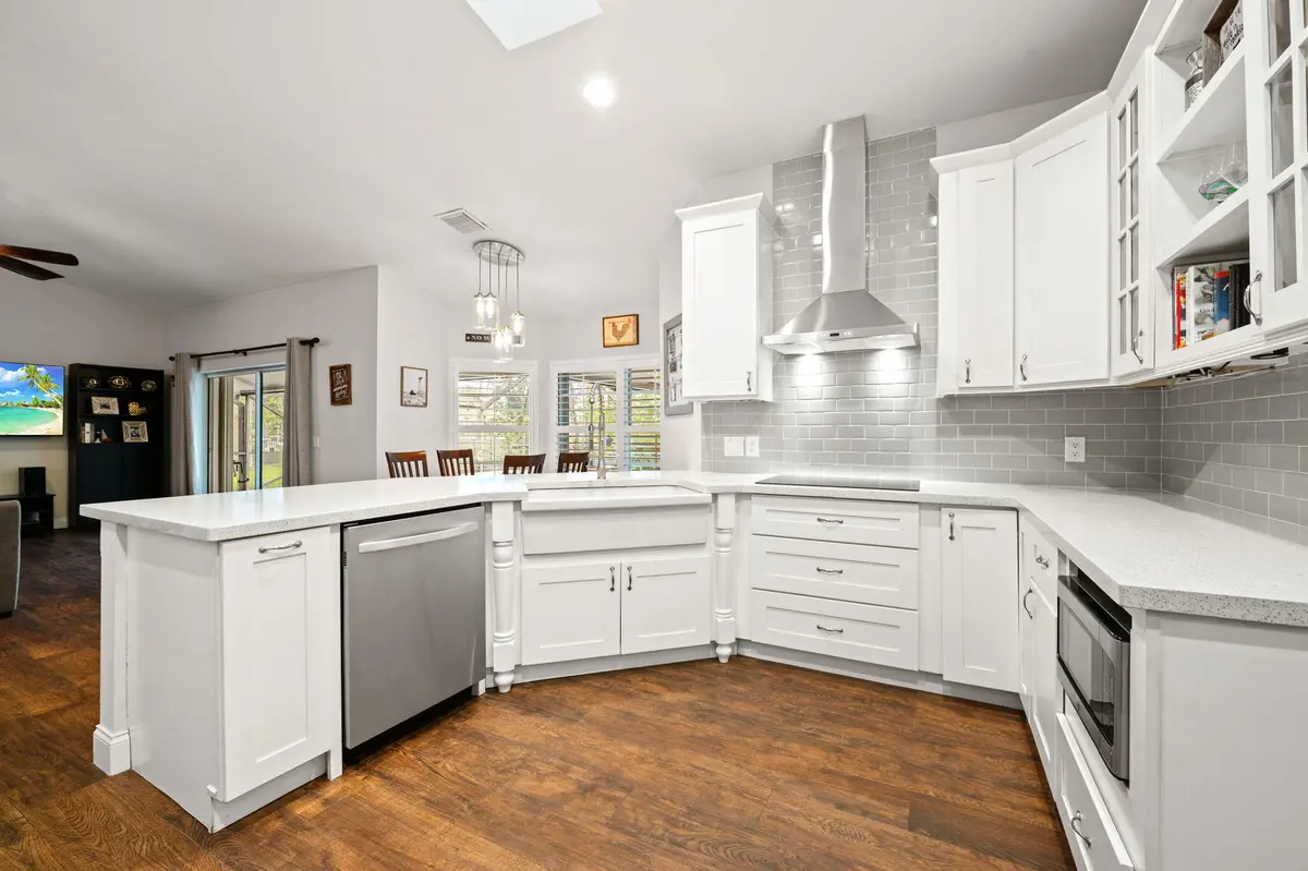 15-web-or-mls-1738-lindsey-ct at 1738 Lindsey Court, Wellington