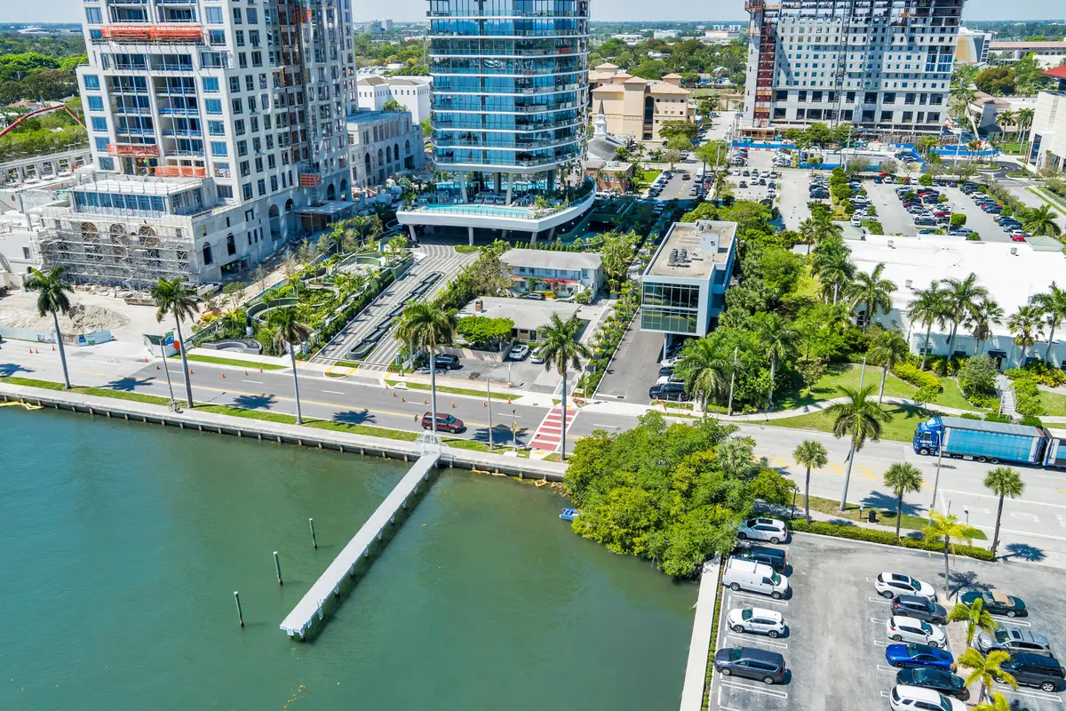 low-3 at 1301 S Flagler Drive, West Palm Beach