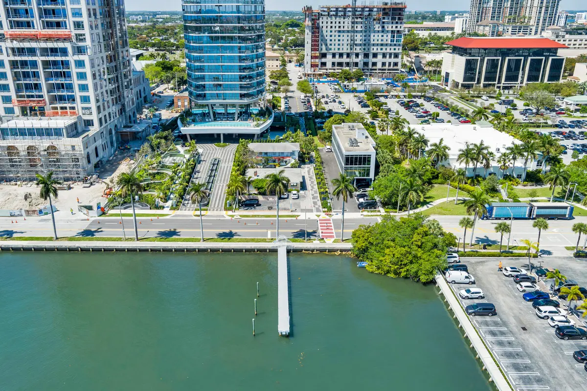 low-4 at 1301 S Flagler Drive, West Palm Beach