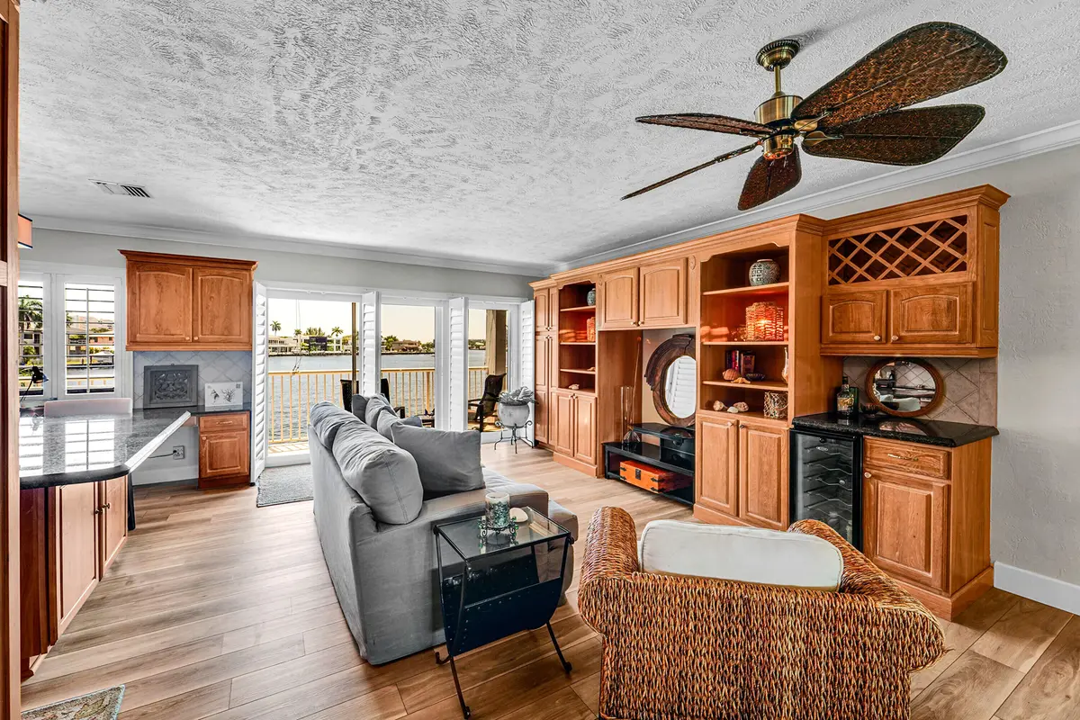 12_dsc01674 at 1201 S Riverside Drive 201, Pompano Beach
