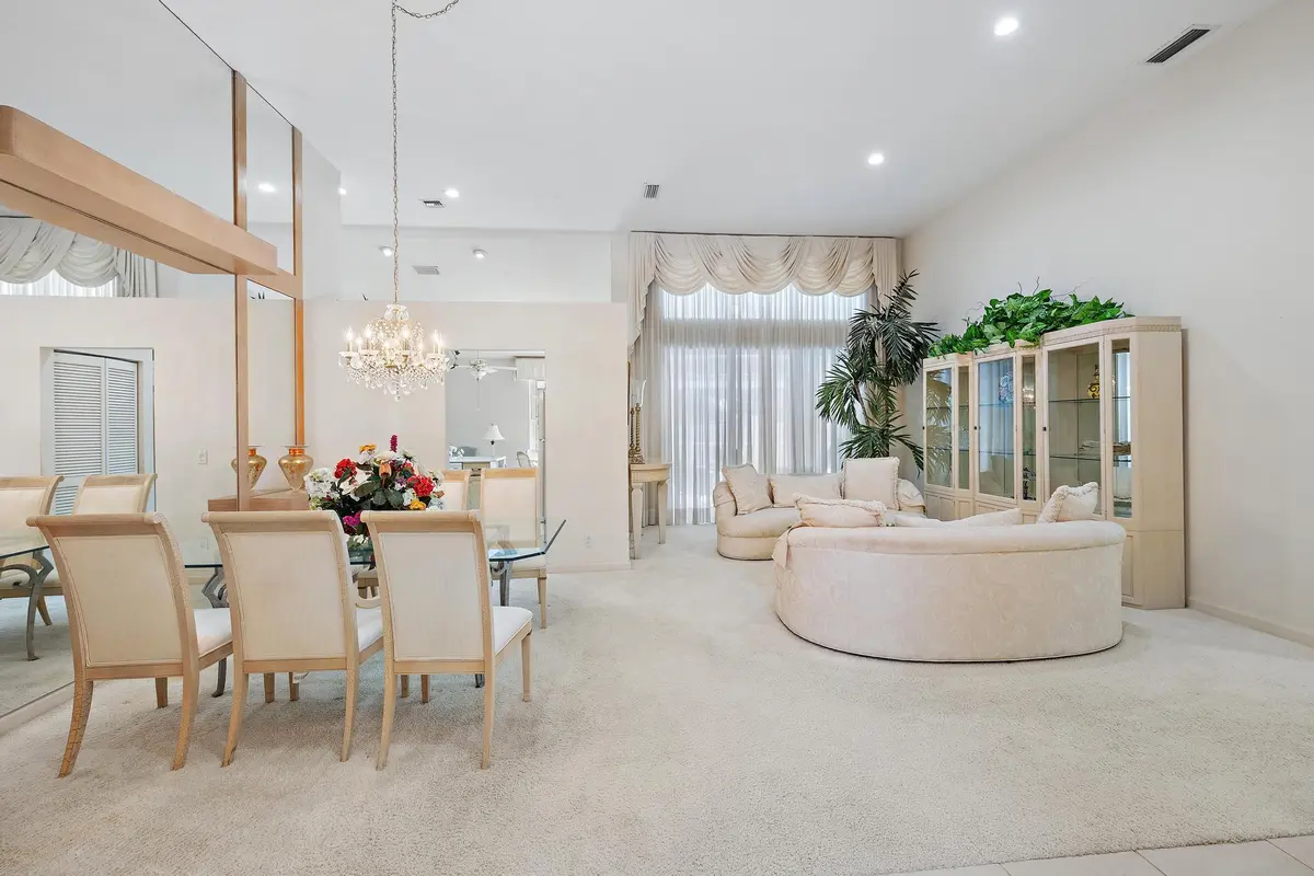 220 Eagleton Lake Blvd-5 at 220 Eagleton Estates Boulevard, Palm Beach Gardens