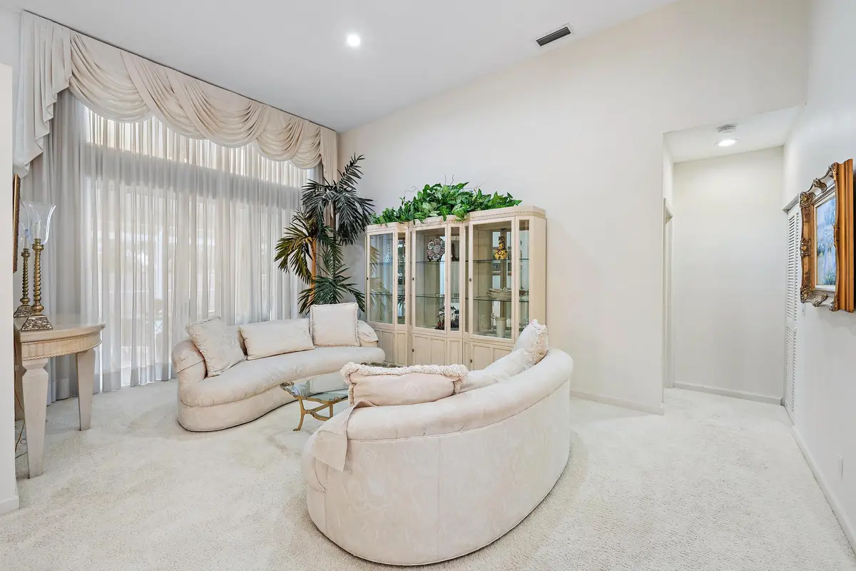 220 Eagleton Lake Blvd-6 at 220 Eagleton Estates Boulevard, Palm Beach Gardens