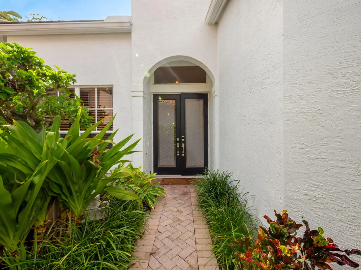 3-web-or-mls-001 at 143 Sunset Bay Drive, Palm Beach Gardens