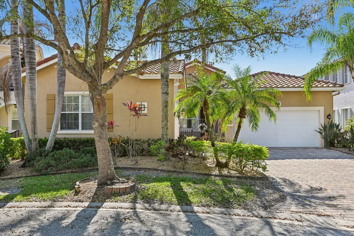 Photo 2 at 5588 SW Bellflower Court, Palm City