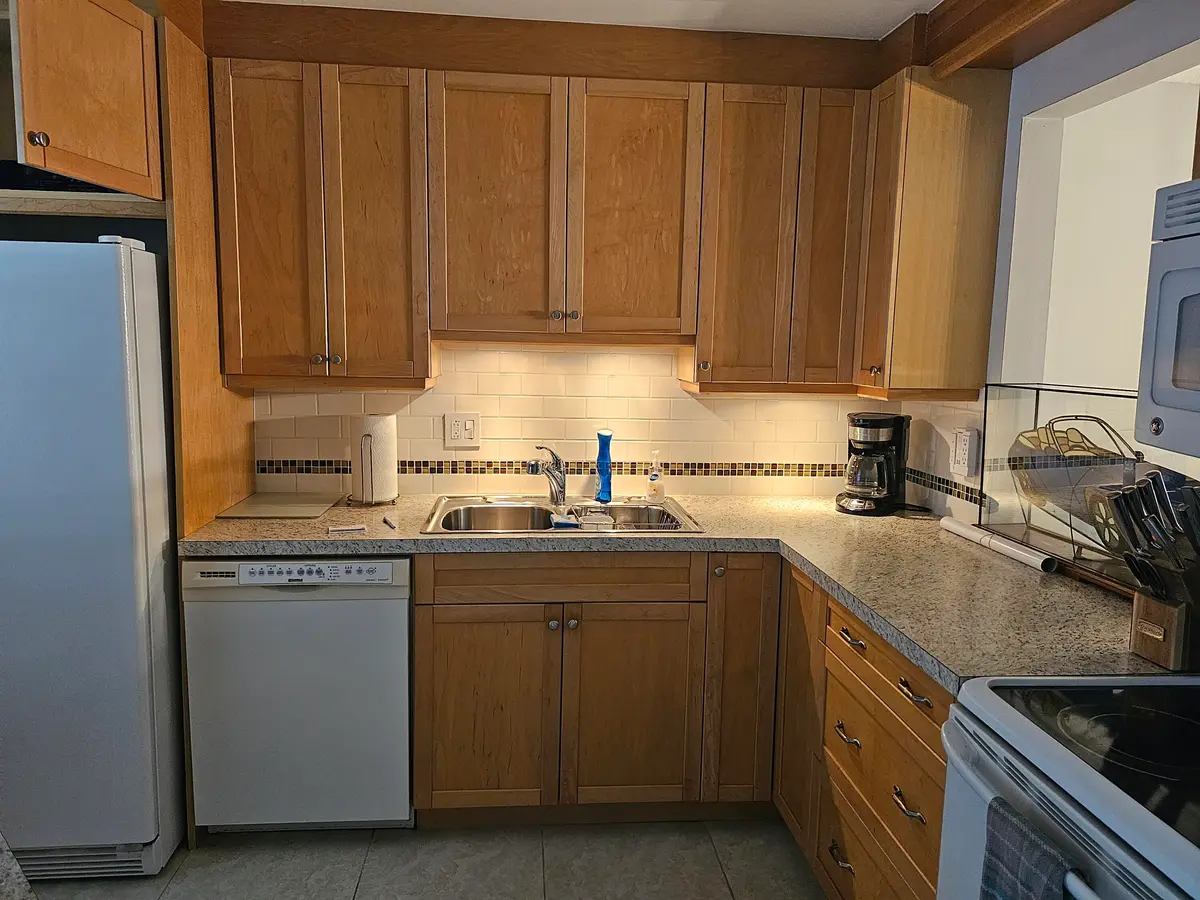 KITCHEN at 307 Lake Evelyn Drive, West Palm Beach
