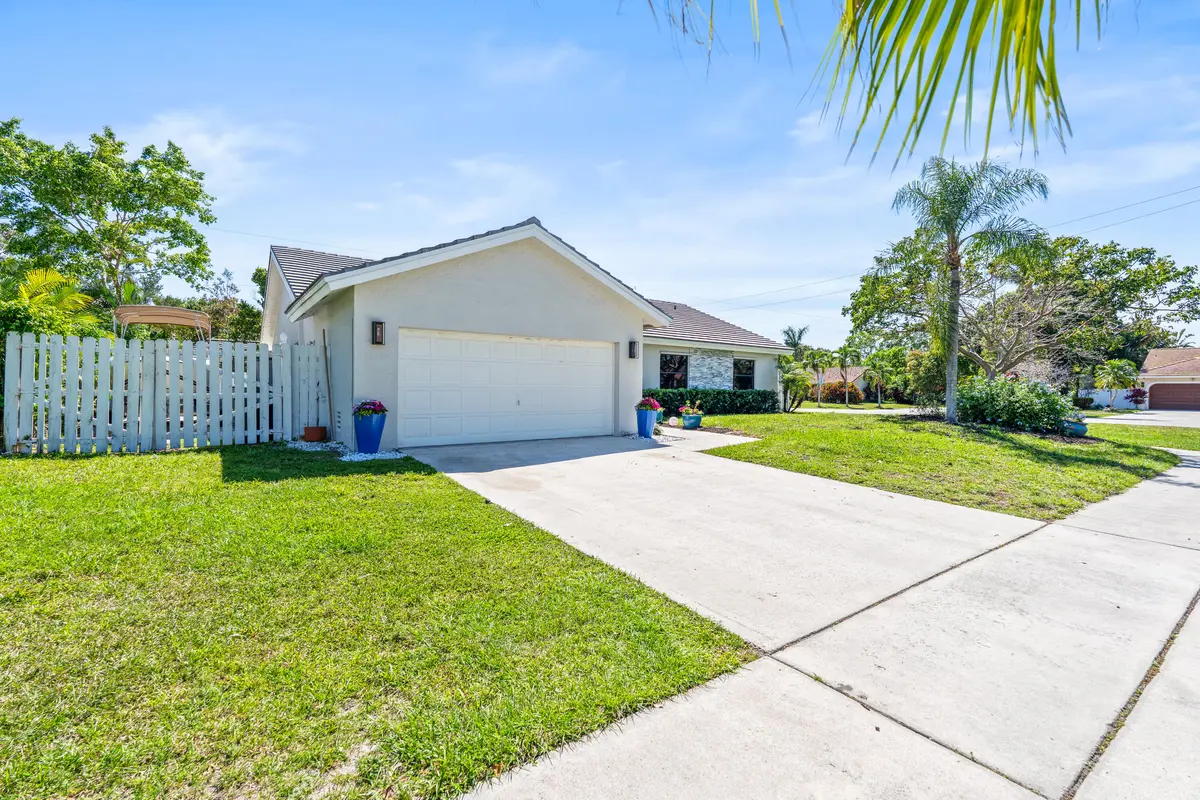 DSC01408 at 454 Prairie Rose Lane, Boca Raton