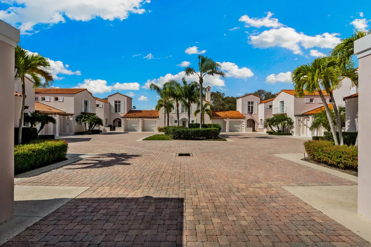 2. 4805 Wood Duck Circle-504 at 4805 Wood Duck Circle #61, Vero Beach