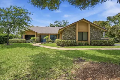 9127 NW 51st Place, Coral Springs – sold