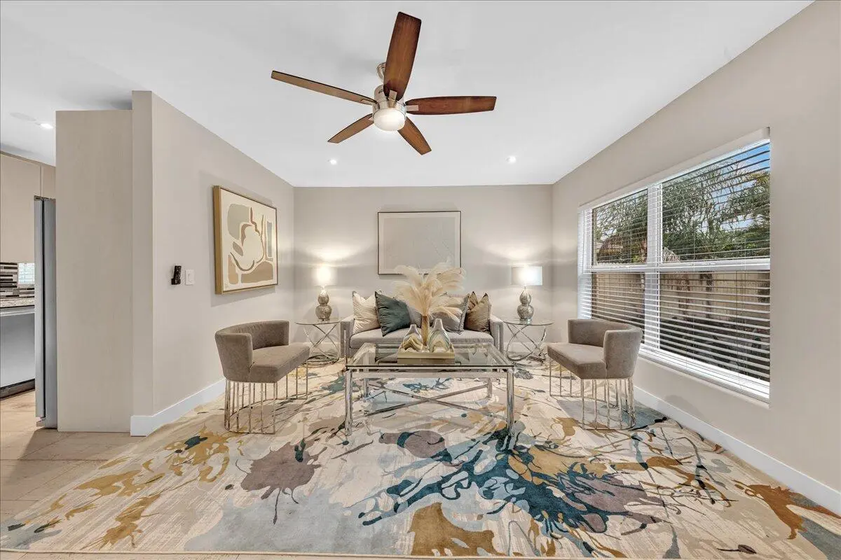 08-306A7284 at 1835 Park Lane, Fort Lauderdale