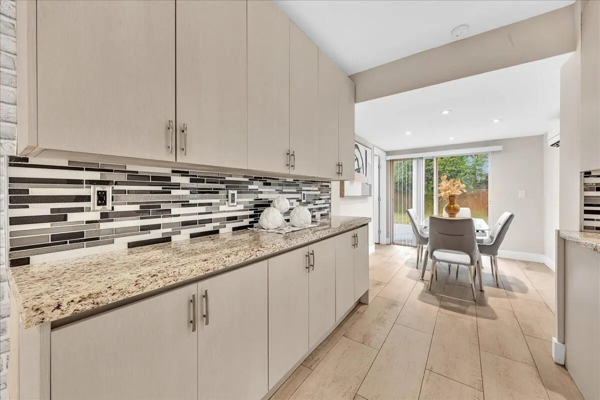 13-306A7314 at 1835 Park Lane, Fort Lauderdale