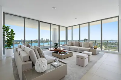 220 Lake Shore Drive 2212, Lake Park – Condominium for sale