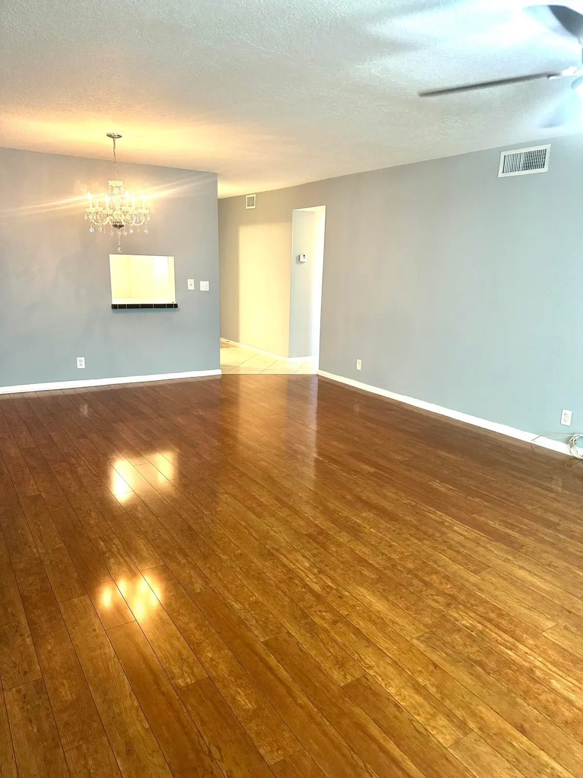 Family room at 2600 NE 1st Lane 418, Boynton Beach