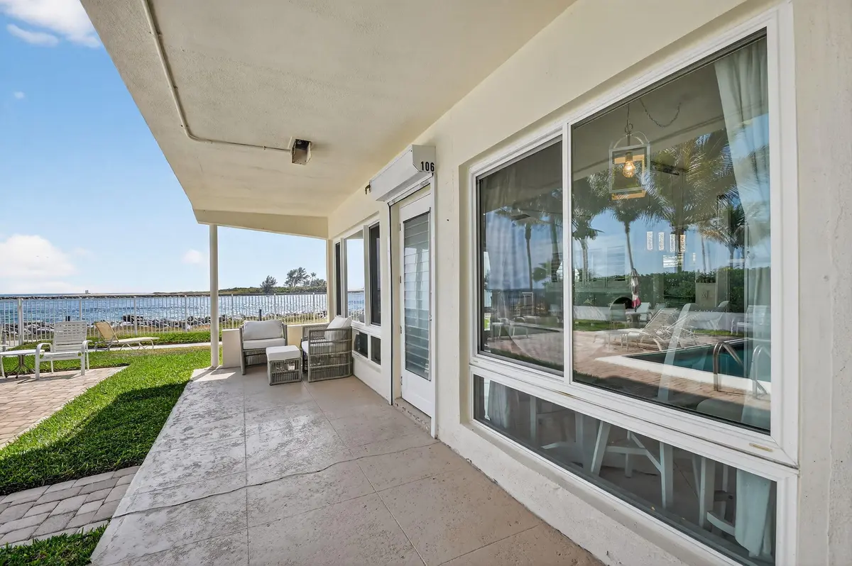 13-web-or-mls-DSC_2841 at 214 Inlet Way 106, Palm Beach Shores