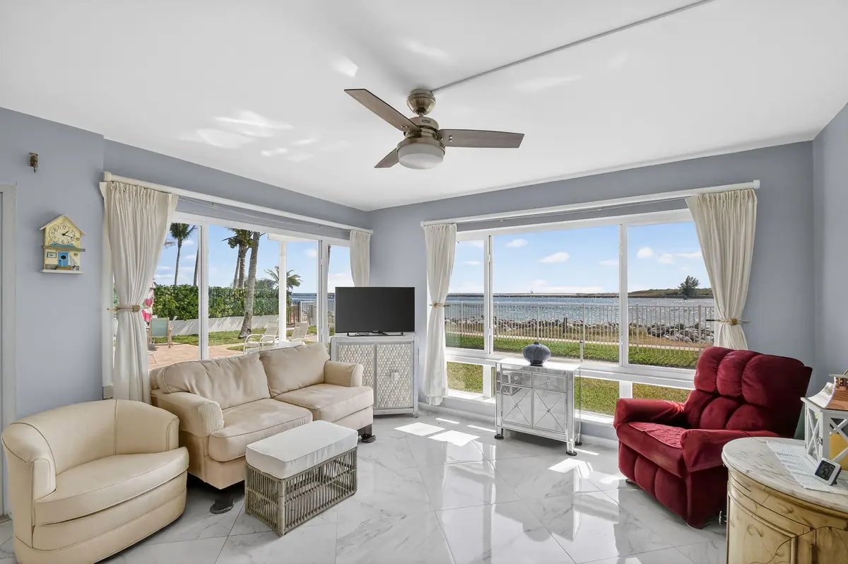 18-web-or-mls-DSC_2866 at 214 Inlet Way 106, Palm Beach Shores