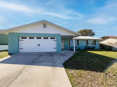 1930 NE 23rd Terrace, Jensen Beach – sold
