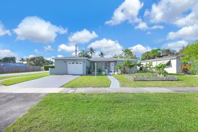 5060 NW 41st Court, Lauderdale Lakes – sold