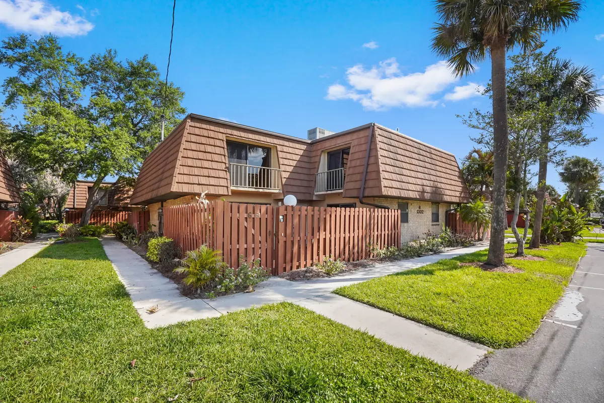 02 Front 02 at 1302 Nebraska Avenue 6b, Fort Pierce