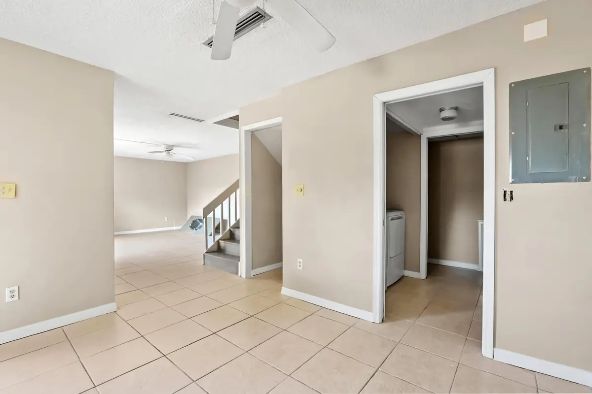 06 Dining room 02 at 1302 Nebraska Avenue 6b, Fort Pierce
