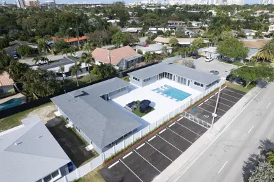 2025 NE 26th Street 1-3, Wilton Manors – Triplex for sale