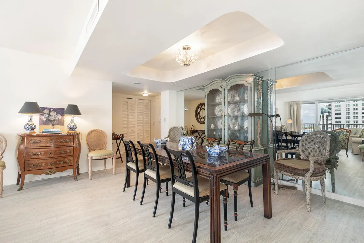 low-6 at 1801 S Flagler Drive 1105, West Palm Beach