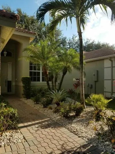 6037 Rossmoor Lakes Court, Boynton Beach – Single Family Residence for rent