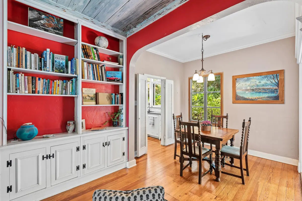 BREAKFAST_NOOK_DT at 825 Alamanda Street, Boca Raton