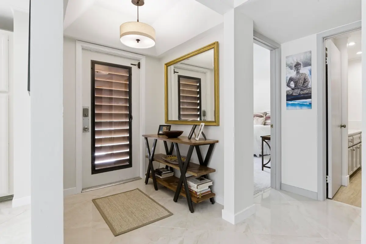 Entrance at 137 Brackenwood Road, Palm Beach Gardens