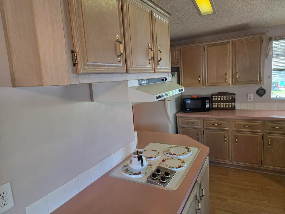 More Kitchen at 3118 Columbrina Circle, Port St. Lucie